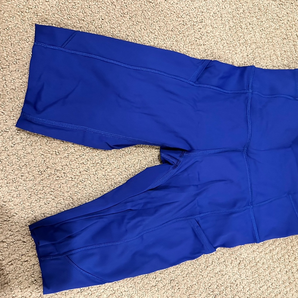 Lululemon, size 2